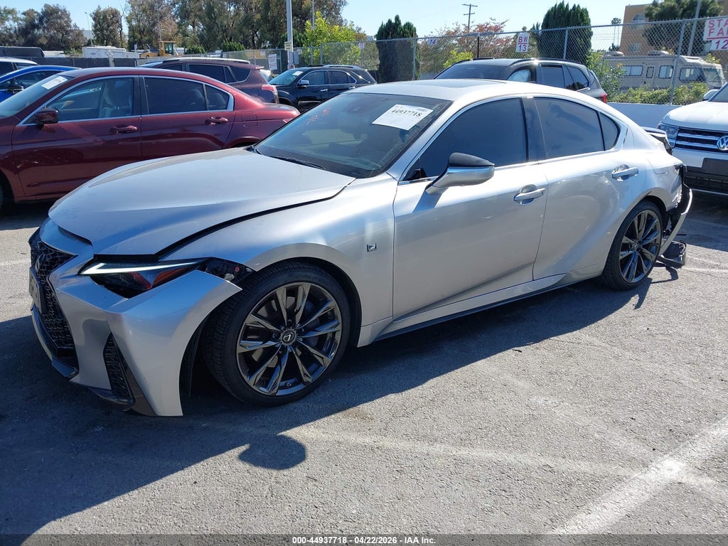 Lexus IS 2023