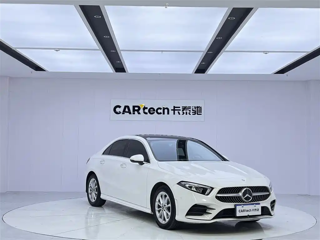 Mercedes-Benz A-Класс 2022