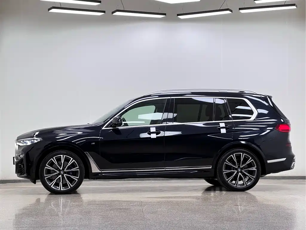 BMW X7 2020