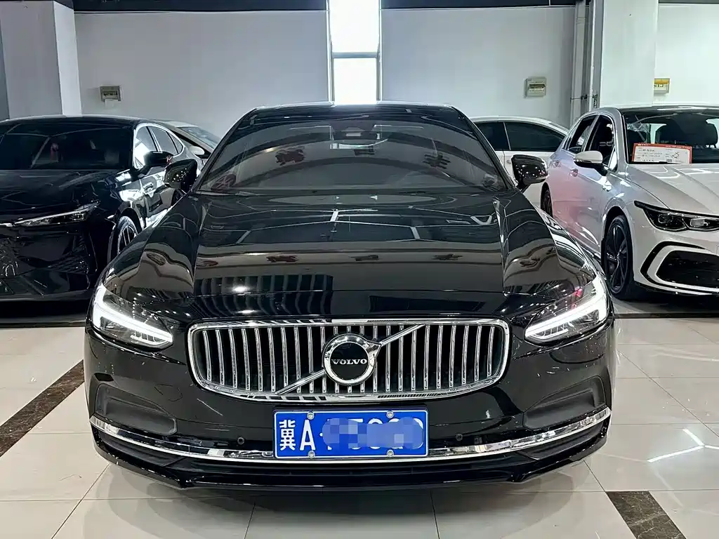Volvo S90 2024
