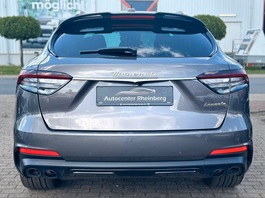 Maserati Levante 2022