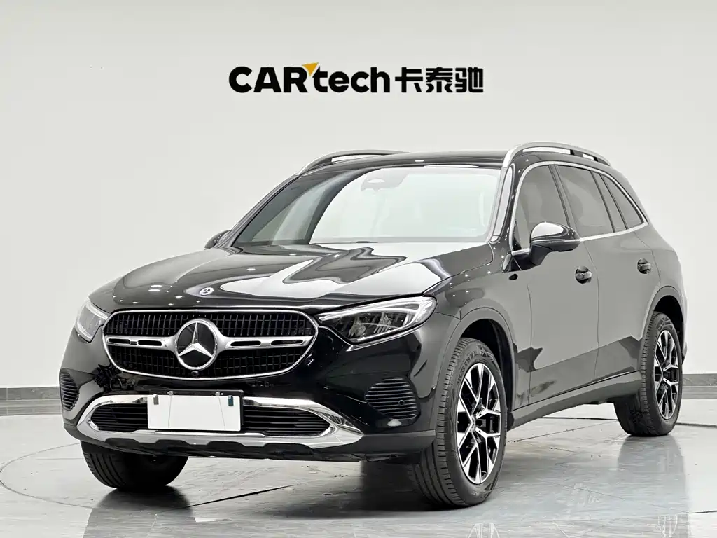 Mercedes-Benz GLC 2023