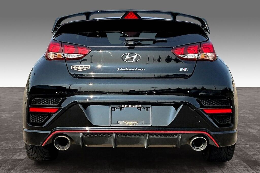 Hyundai Veloster 2022