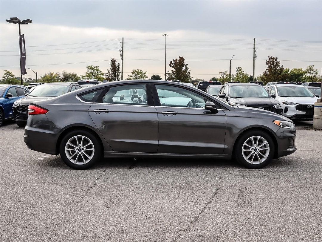 Ford Fusion 2020