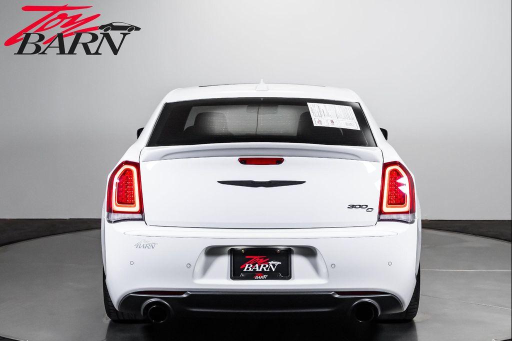Chrysler 300 2023
