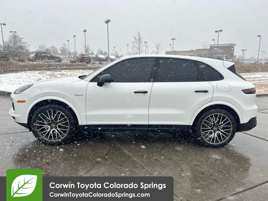 Porsche Cayenne 2021