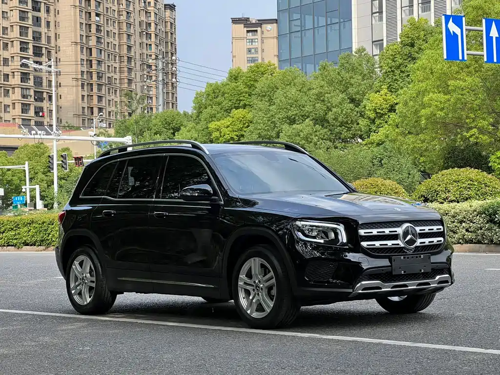 Mercedes-Benz GLB 2022
