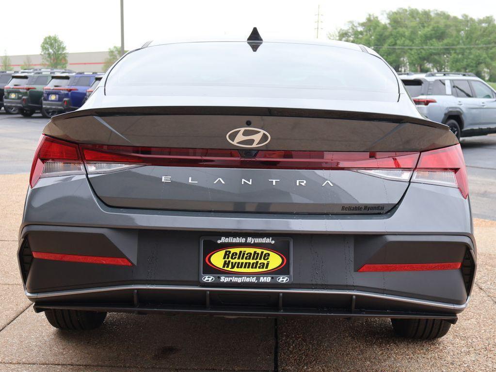 Hyundai Elantra 2026