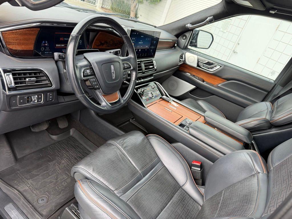 Lincoln Navigator 2022