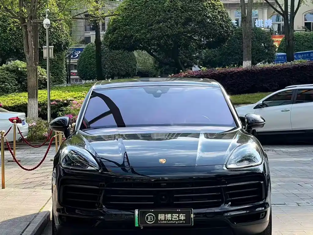 Porsche Cayenne 2023