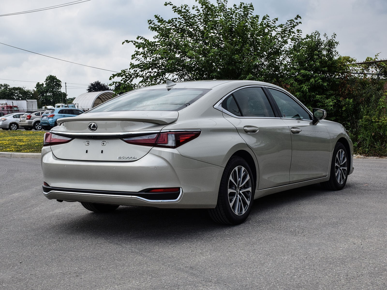 Lexus ES 2025