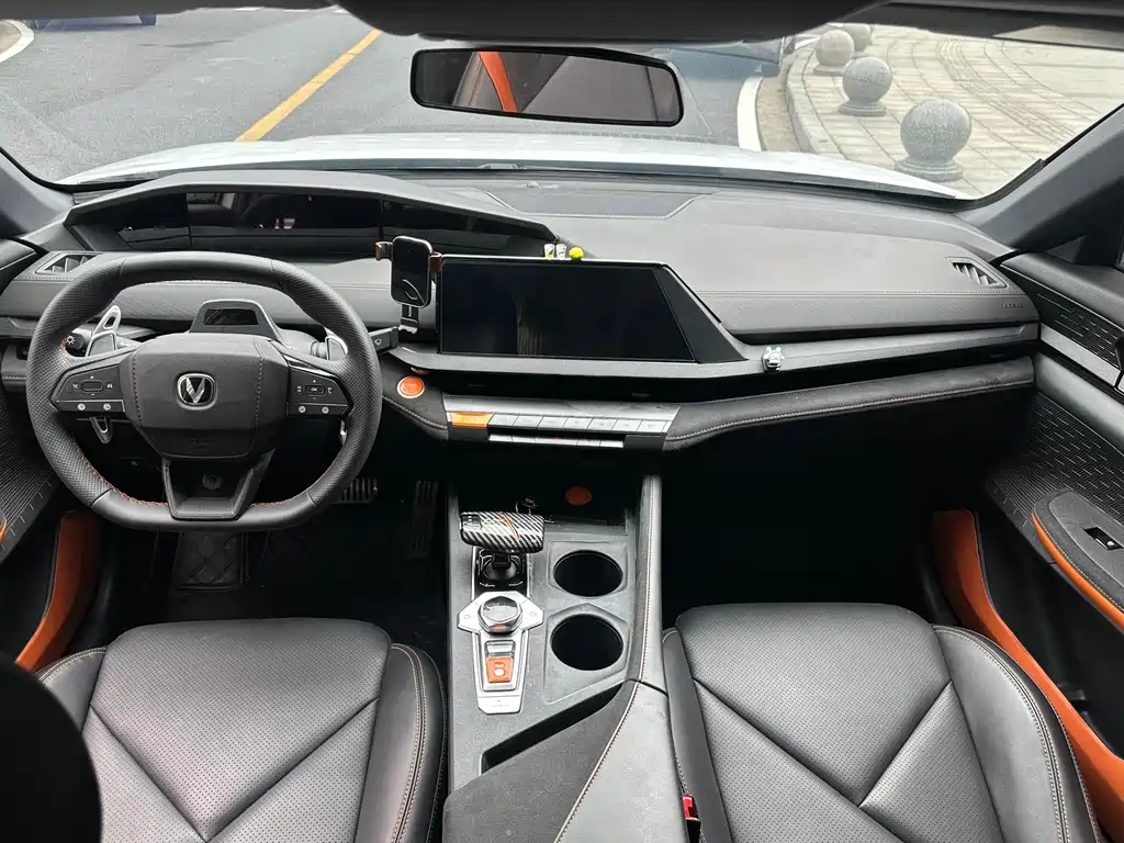 Changan UNI-V 2022