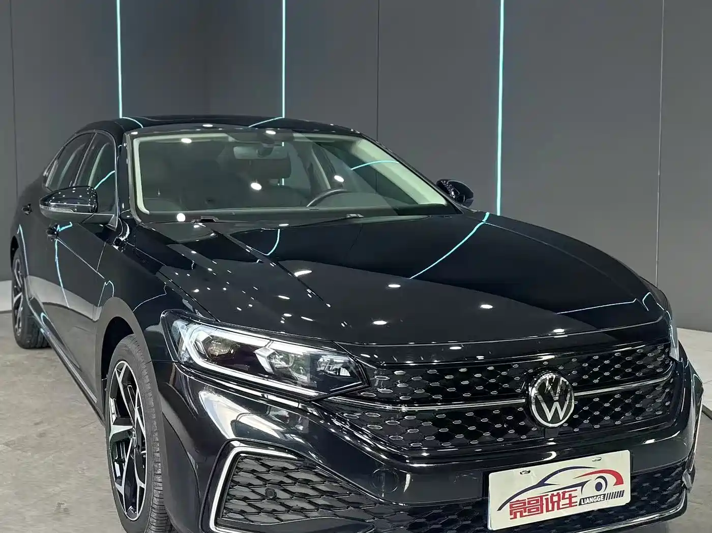 Volkswagen Passat 2023