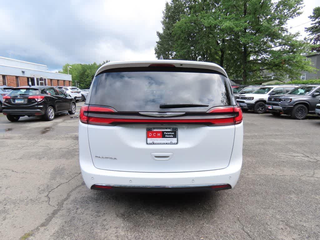 Chrysler Pacifica 2024