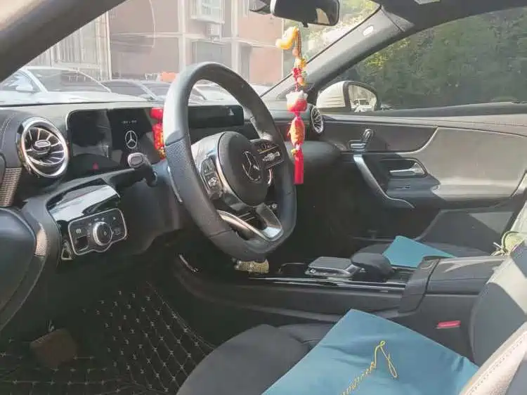 Mercedes-Benz A-Класс 2021