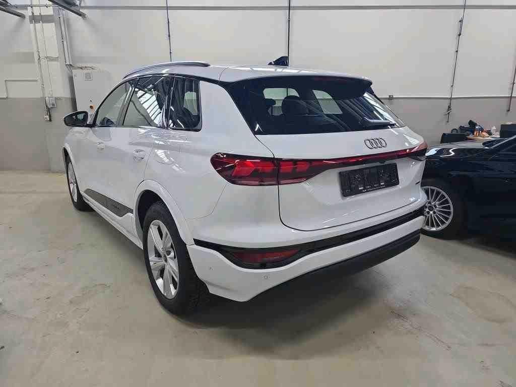 Audi Q6 e-tron 2025