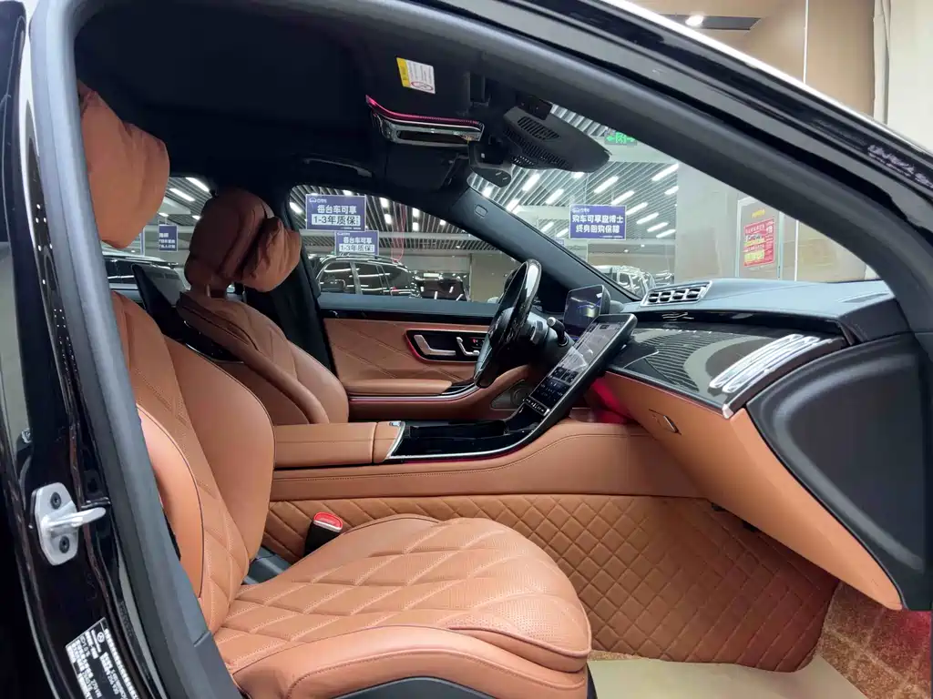 Mercedes-Benz Maybach S-Класс 2021