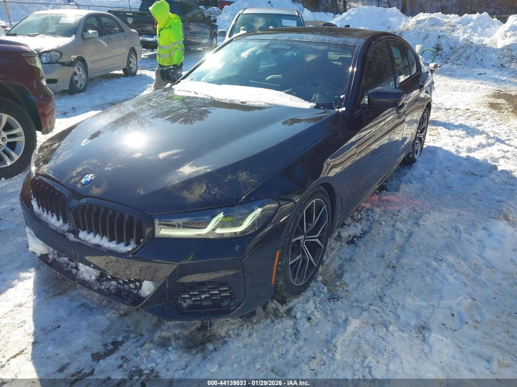 BMW M550 2022