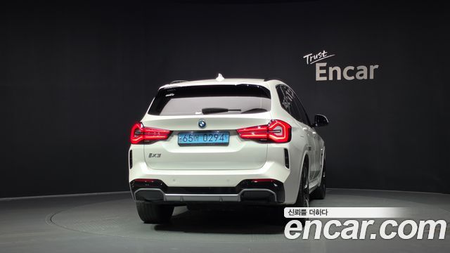BMW iX3 2022
