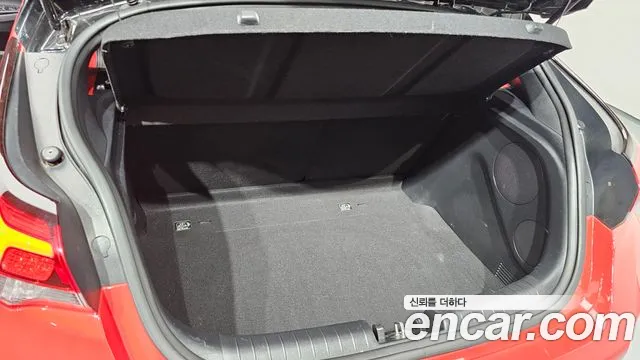 Hyundai Veloster 2020