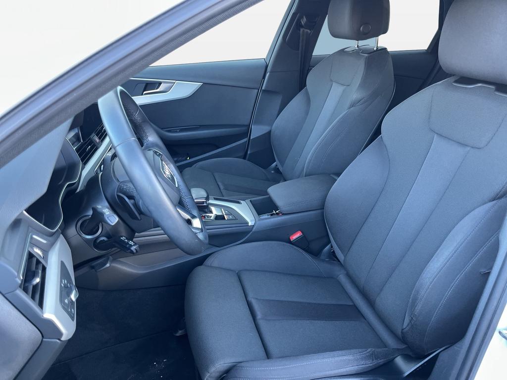 Audi A4 2022
