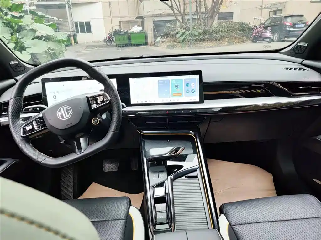MG MG5 2022