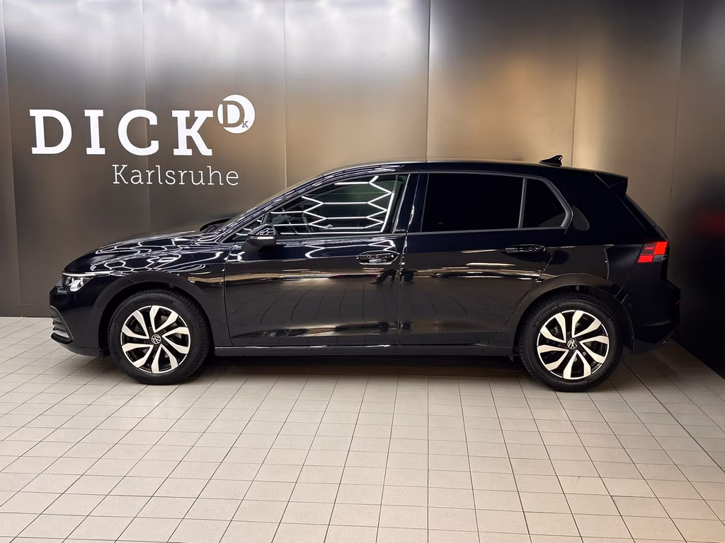 Volkswagen Golf 2023