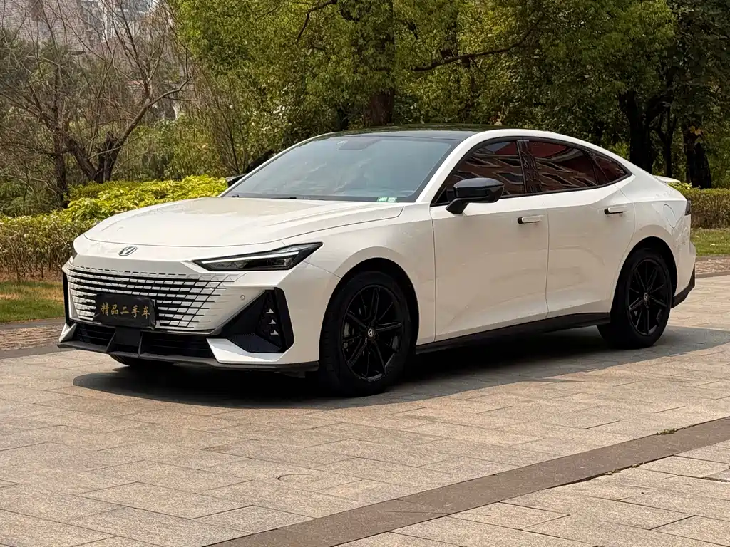 Changan UNI-V 2023