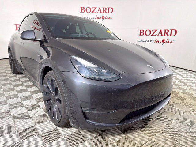 Tesla Model Y 2024