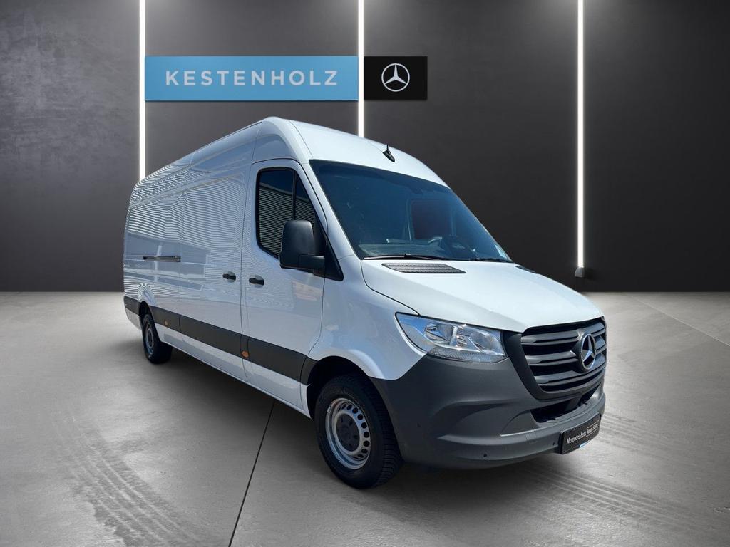 Mercedes-Benz SPRINTER 2025