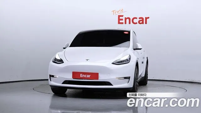 Tesla Model Y 2021