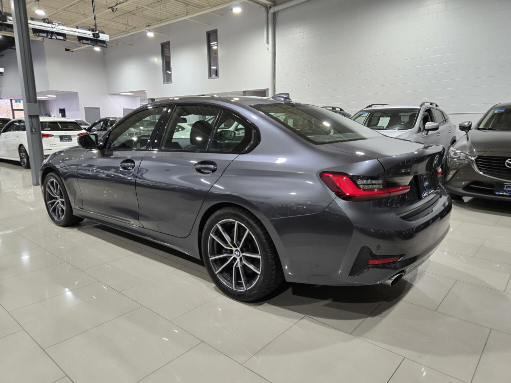 BMW 330 2021