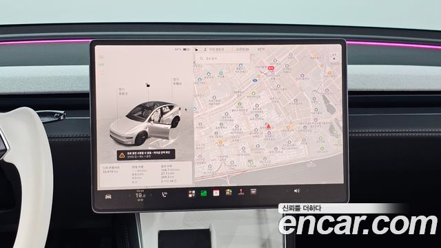 Tesla Model Y 2025