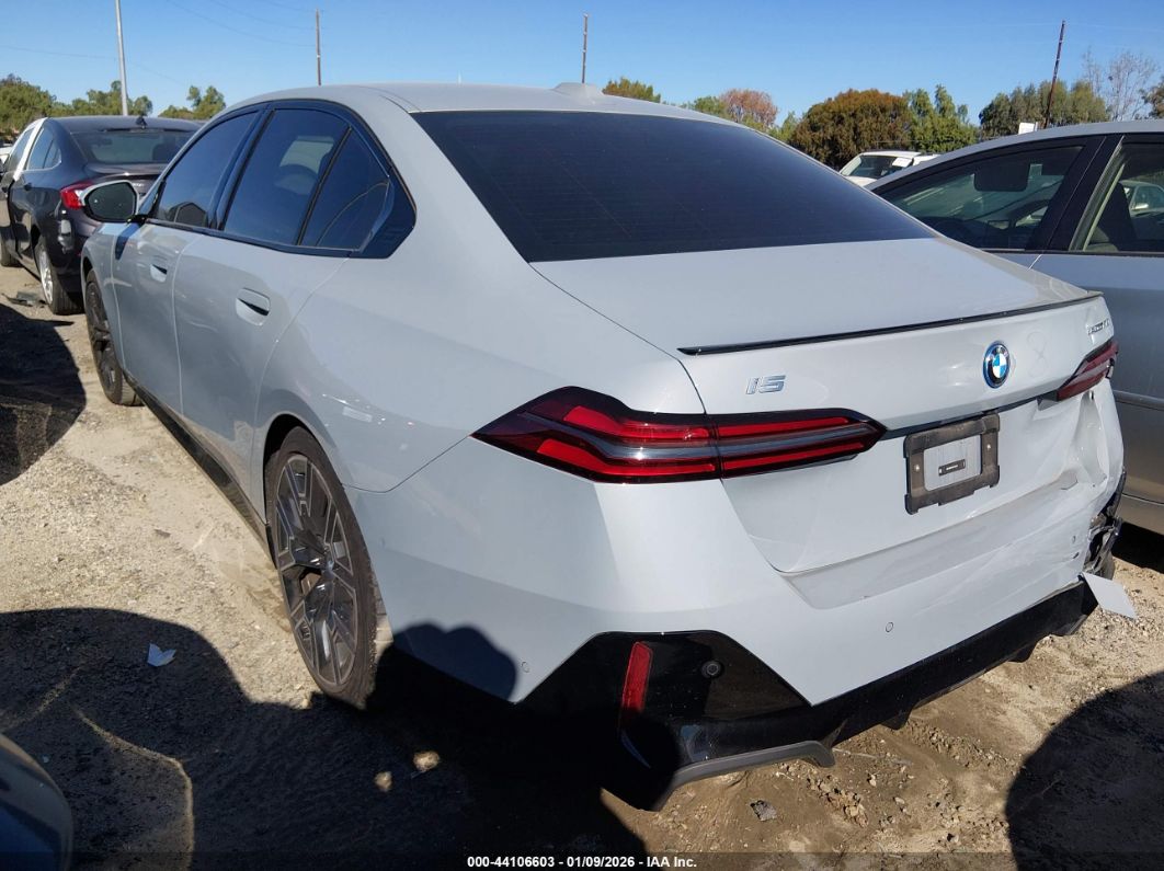 BMW i5 2025