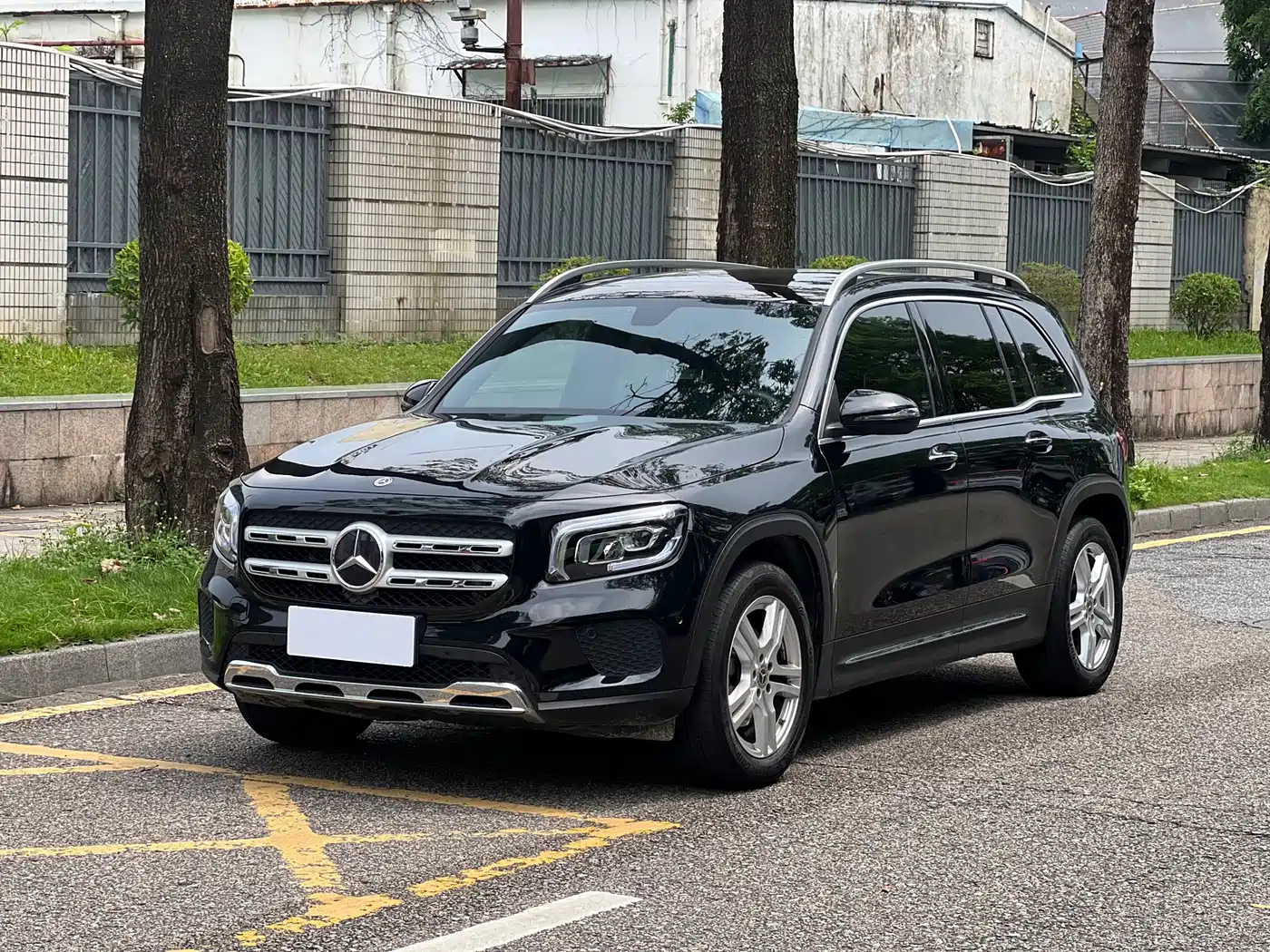 Mercedes-Benz GLB 2021