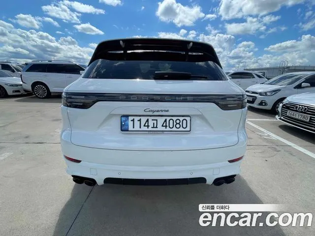 Porsche Cayenne 2022