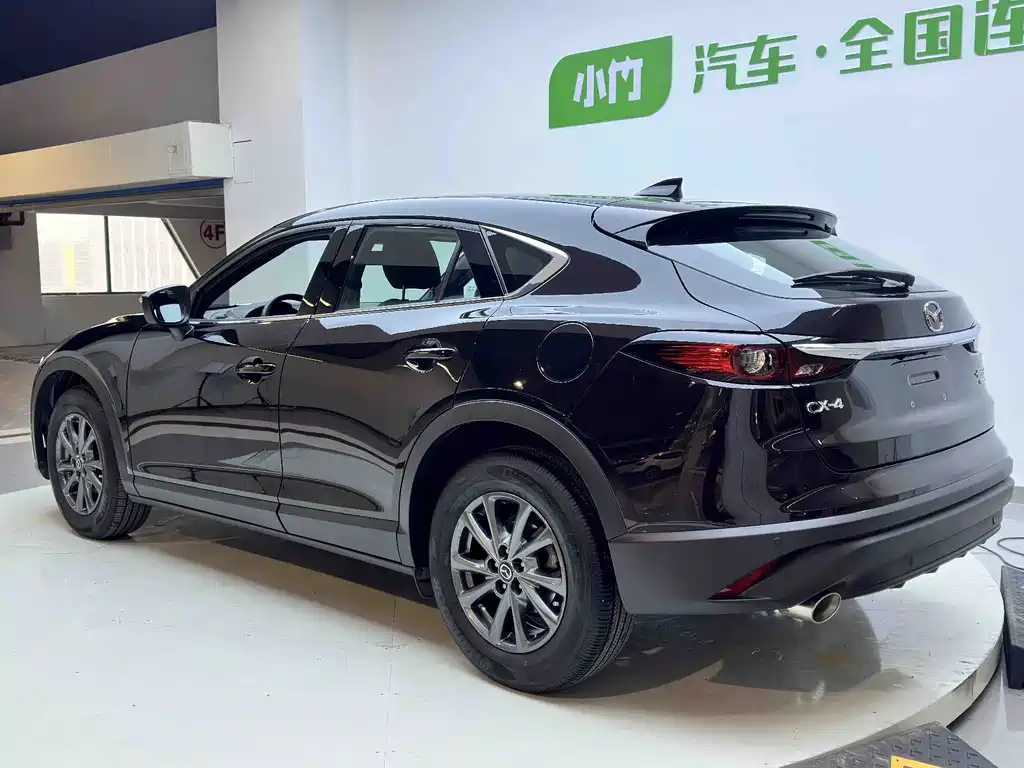 Mazda CX-4 2023