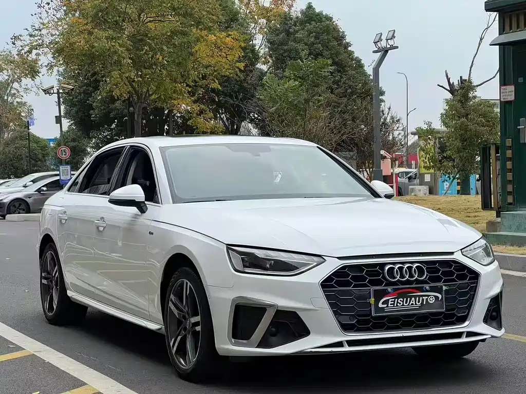 Audi A4 2021