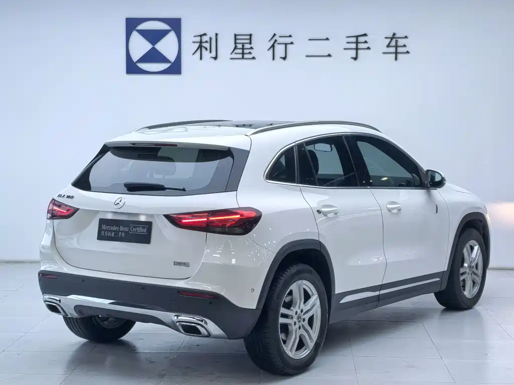 Mercedes-Benz GLA 2021