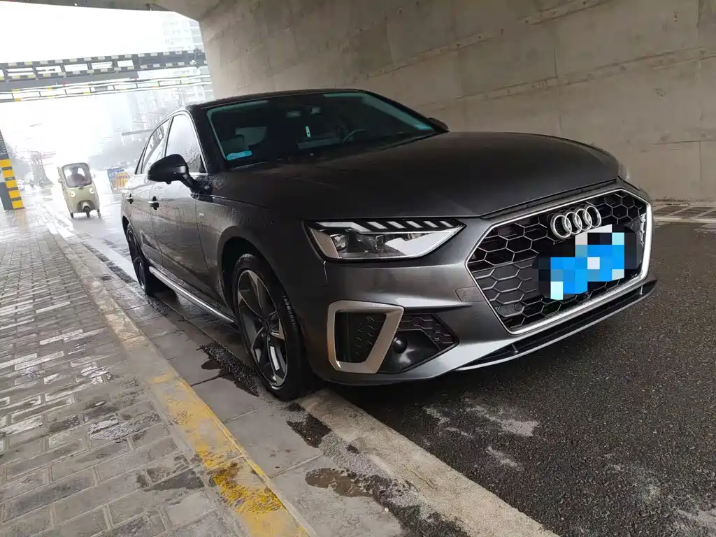 Audi A4 2024