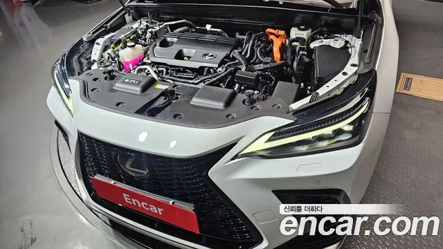 Lexus NX 2022