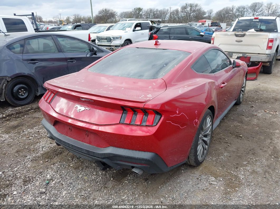Ford Mustang 2024