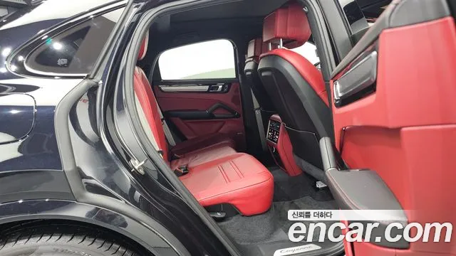 Porsche Cayenne 2022