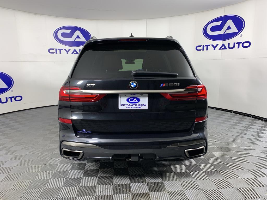 BMW X7 2021