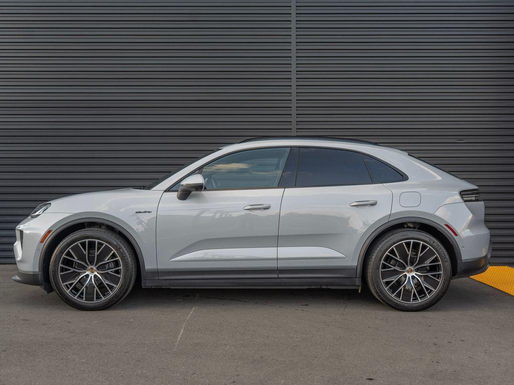 Porsche Macan 2024