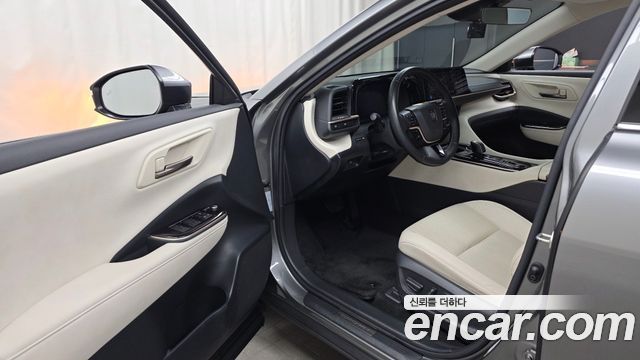 Toyota Crown 2024