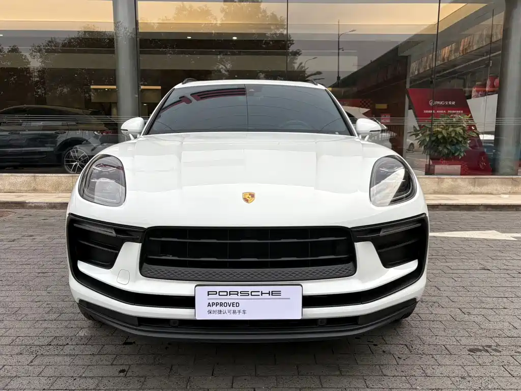 Porsche Macan 2023