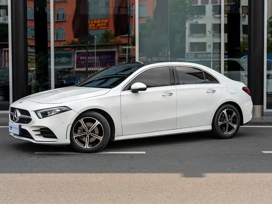 Mercedes-Benz A-Класс 2023