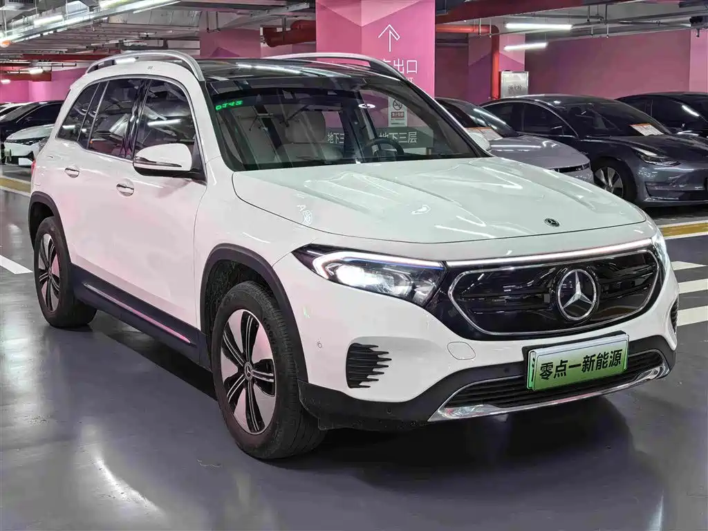 Mercedes-Benz EQB 2023