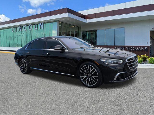 Mercedes-Benz S-Класс 2021